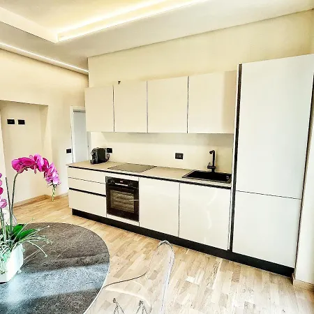 Giotto Apartment *